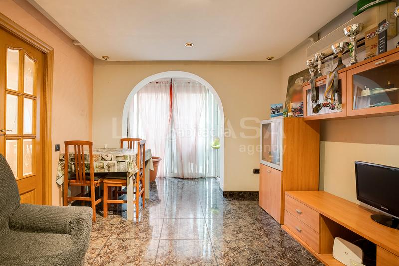3 Schlafzimmer Wohnung in Sant Marti, Spain, Nr. 145036