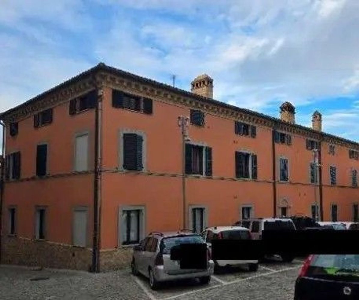 4 rooms Apartment in Montelupone, Italy No. 293164