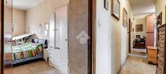 5 rooms Apartment in Rome, Italy No. 36328 12