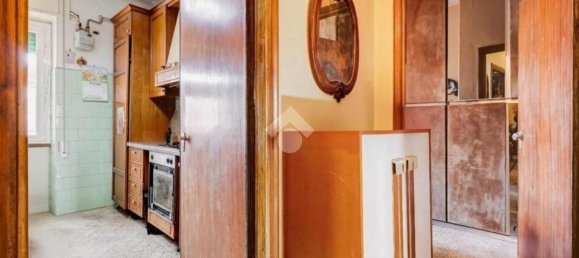 5 rooms Apartment in Rome, Italy No. 36328 15