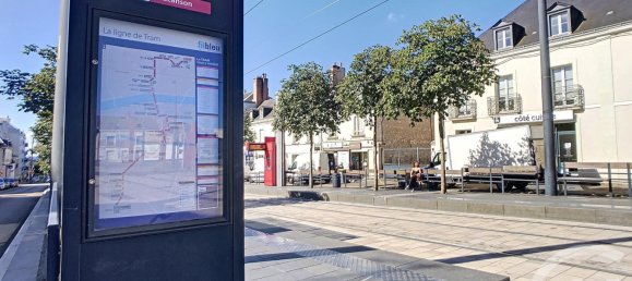 2 rooms Apartment in Tours, France No. 40224 3