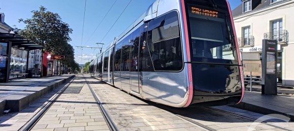 2 rooms Apartment in Tours, France No. 40224 5