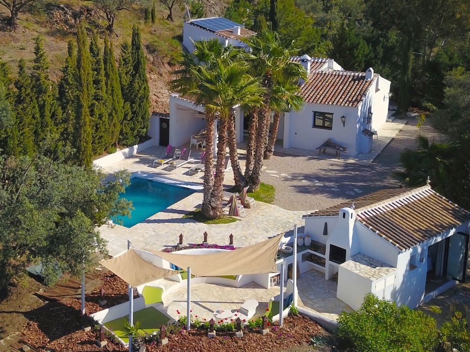 Villa de 4 dormitorios en Canillas de Aceituno, Spain No. 219128