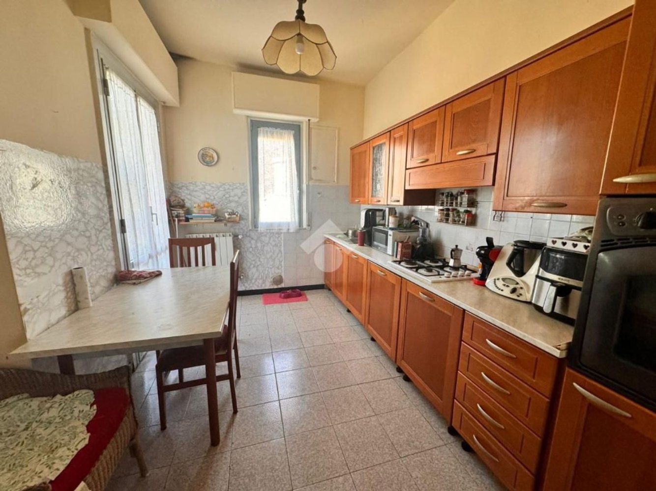 4غرفة شقة في Genoa, Italy رقم 130891