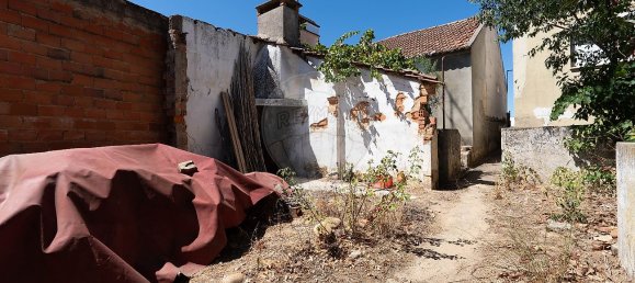 3 bedrooms House in Abrantes, Portugal No. 29085 11