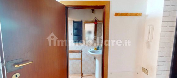 1 bedroom Apartment in Turin, Italy No. 287013 8