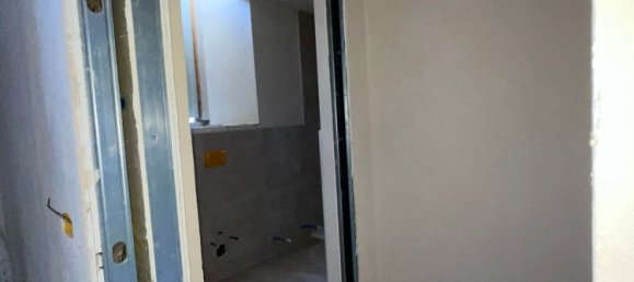 Квартира с 2 спальнями в Каннобио, Италия № 310713 10