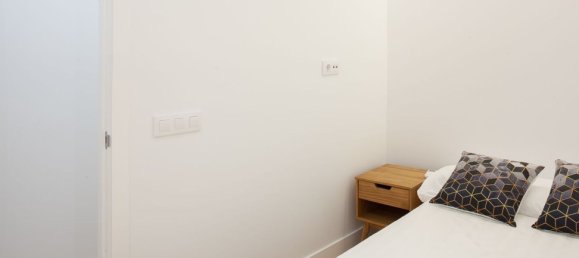 2 bedrooms Apartment in Madrid, Spain No. 25144 16