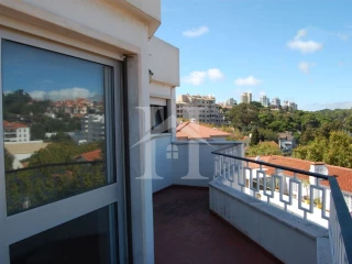 4 bedrooms Duplex in Cascais, Portugal No. 93817