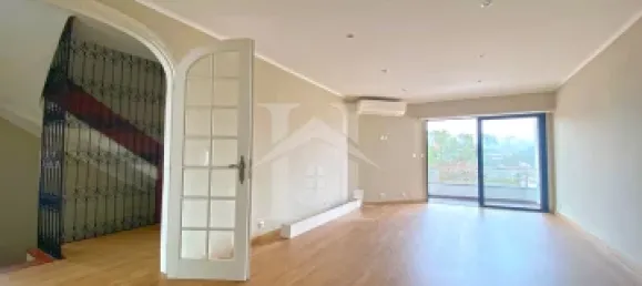 4 bedrooms Duplex in Cascais, Portugal No. 93817 4