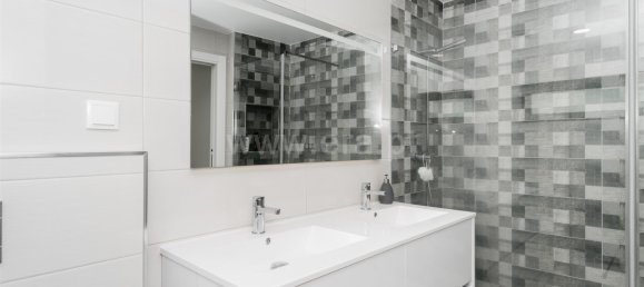 Casa T5 em Porto Salvo, Portugal N.º 43031 20