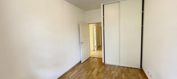 2 bedrooms Apartment in Orleans, France No. 251486 8