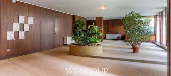 5 rooms Apartment in Monza, Italy No. 217037 18