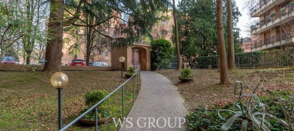 5 rooms Apartment in Monza, Italy No. 217037 19