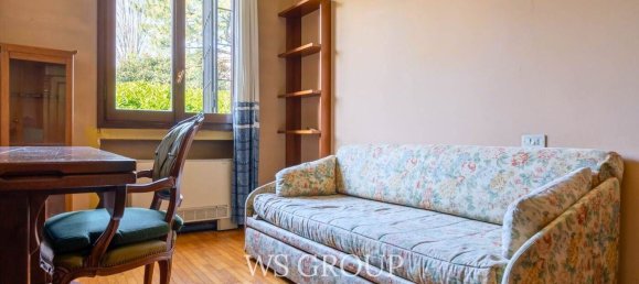 5 rooms Apartment in Monza, Italy No. 217037 16