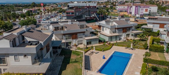 Villa 4+1 in Izmir, Turkey No. 16497 4