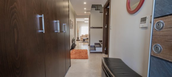 Villa 4+1 in Izmir, Turkey No. 16497 8