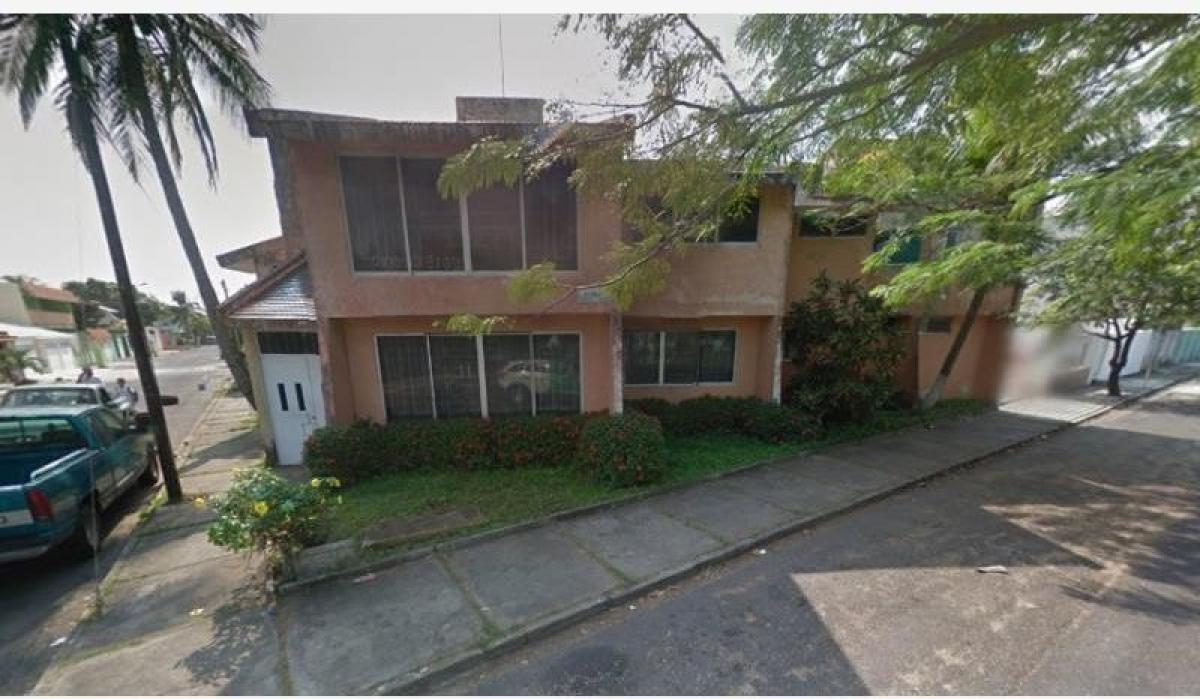 5 bedrooms House in Veracruz, Mexico No. 220803