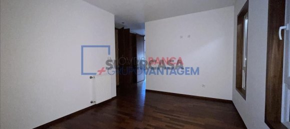 3 Schlafzimmer Wohnung in Porto, Portugal, Nr. 224009 17