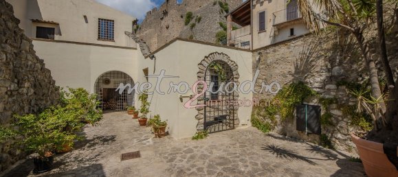 10 Schlafzimmer Haus in Itri, Italy, Nr. 332284 2