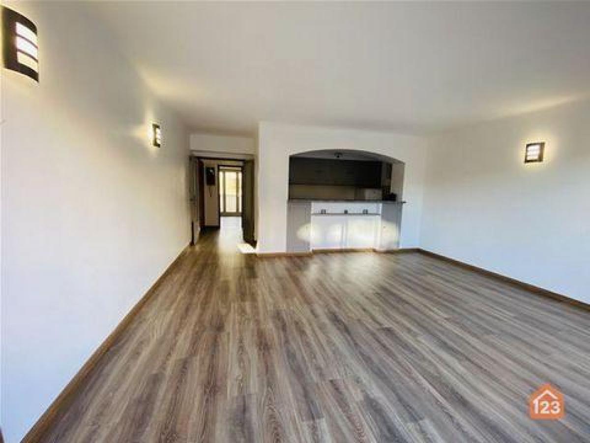 Apartamento com 2 quartos em condomínio em Sainte-Maxime, France N.º 13177