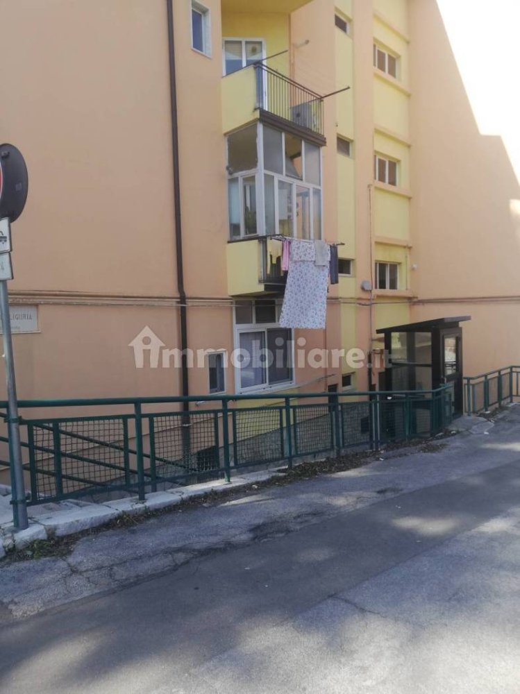 3 bedrooms Apartment in Potenza, Italy No. 79308
