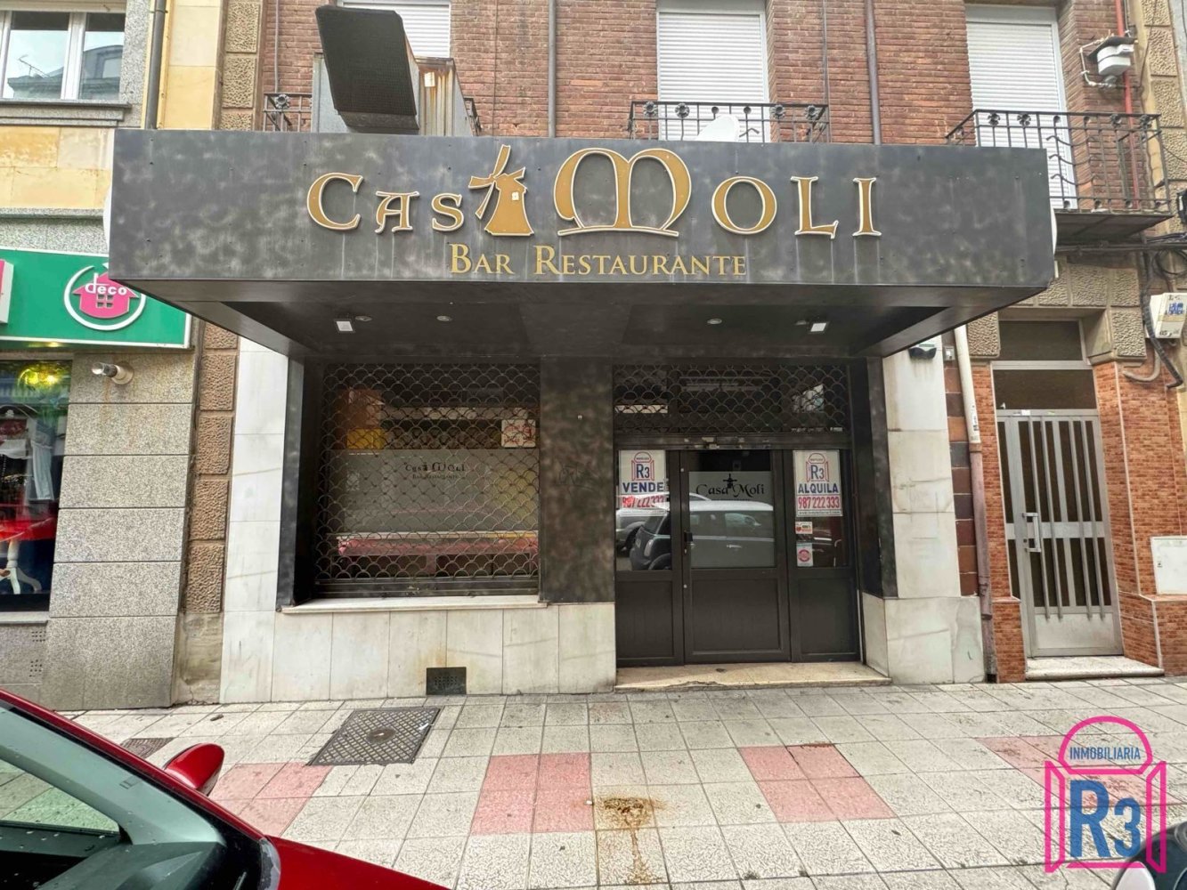  عقار تجاري في Leon, Spain 92متر مربع رقم 74130