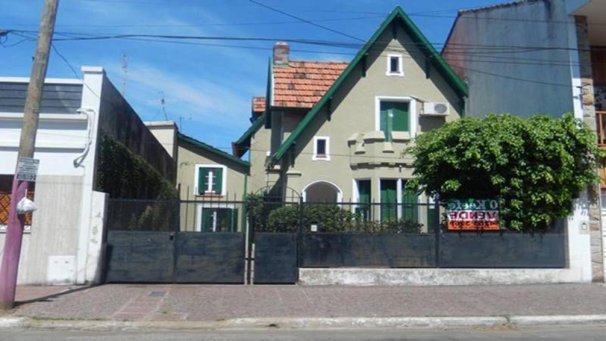 3 Schlafzimmer Haus in Quilmes, Argentina, Nr. 17587