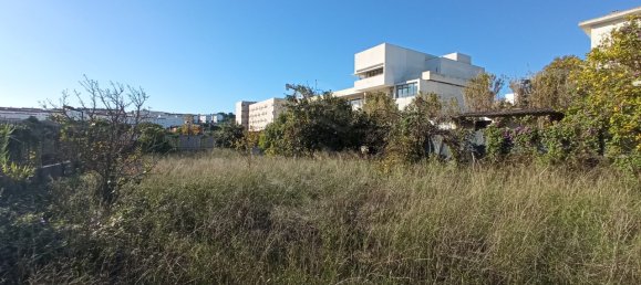  Land in Lisbon, Portugal No. 92509 10