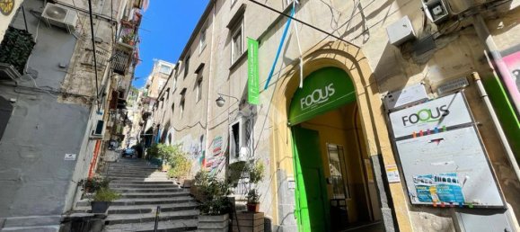 Apartamento T2 em Naples, Italy N.º 31586 23