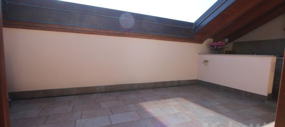 3 rooms Apartment in Busto Arsizio, Italy No. 32728 4