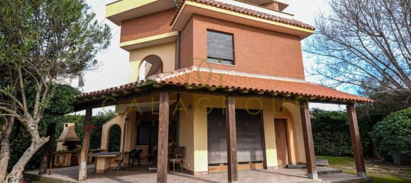 4 Schlafzimmer Villa in Fiumicino, Italy, Nr. 350749 5