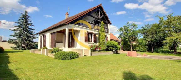 Casa de 3 dormitorios en Saint-Doulchard, France No. 62504 17