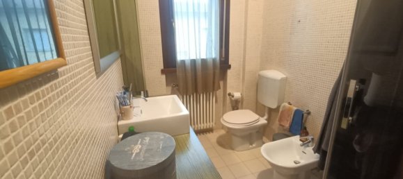3 rooms Apartment in Brescello, Italy No. 87357 9