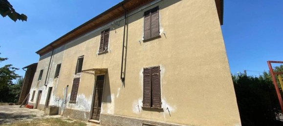 4-Zimmer Haus in Alessandria, Italy, Nr. 118752 2