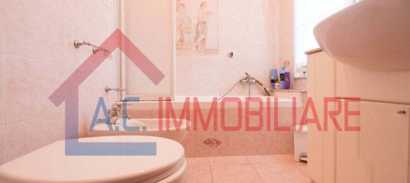 2 Schlafzimmer Wohnung in Vergiate, Italy, Nr. 367107 8