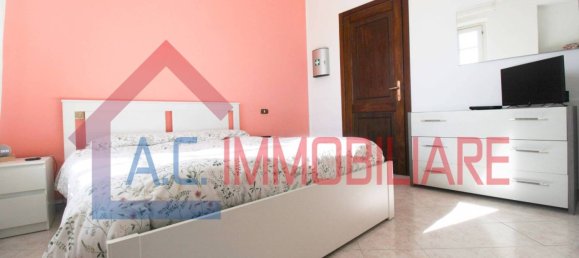 2 Schlafzimmer Wohnung in Vergiate, Italy, Nr. 367107 6