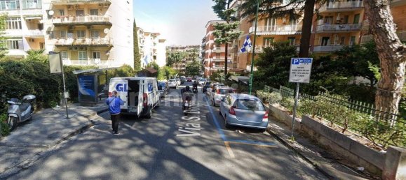 3 bedrooms Apartment in Naples, Italy No. 11008 2