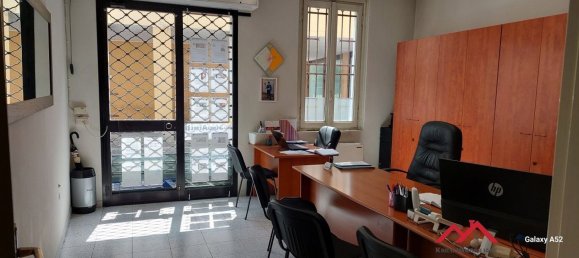42m² Office in Melzo, Italy No. 316044 2
