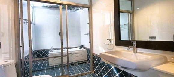 4 bedrooms House for sale in Pattaya, Chonburi, Eastern Thailand, Thailand № 61468 12