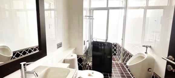 4 bedrooms House for sale in Pattaya, Chonburi, Eastern Thailand, Thailand № 61468 9