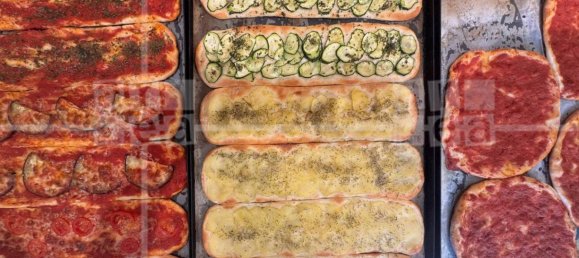 2 rooms Commercial property in Rome, Italy No. 279911 16