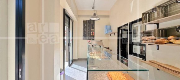 2 rooms Commercial property in Rome, Italy No. 279911 12
