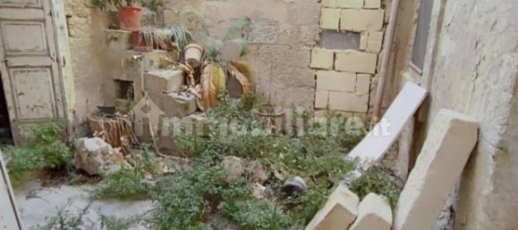 5-Zimmer Gebäude in San Cesario di Lecce, Italy, Nr. 267753 15