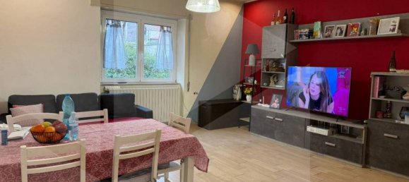 Casa de 3 divisões em Avezzano, Italy N.º 21793 3