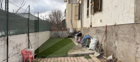 Casa de 3 divisões em Avezzano, Italy N.º 21793 45