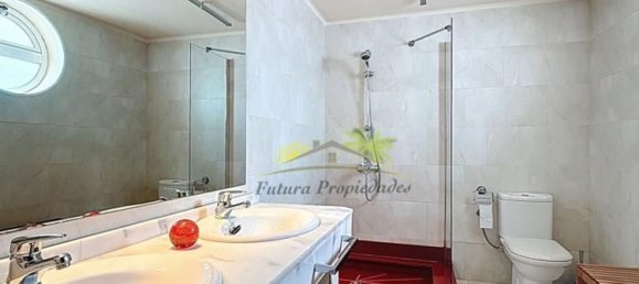 4 bedrooms House in Arrecife, Spain No. 164563 16