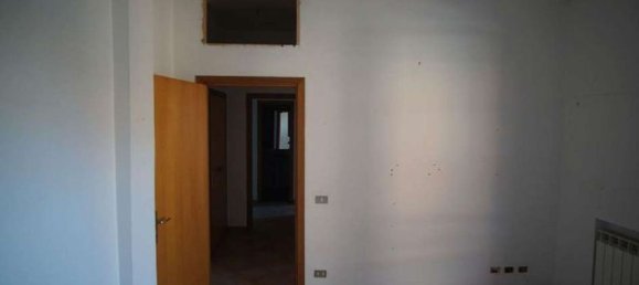 3 rooms Apartment in Rome, Italy No. 198687 36