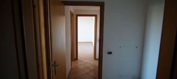 3 rooms Apartment in Rome, Italy No. 198687 9