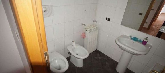 3 rooms Apartment in Rome, Italy No. 198687 44